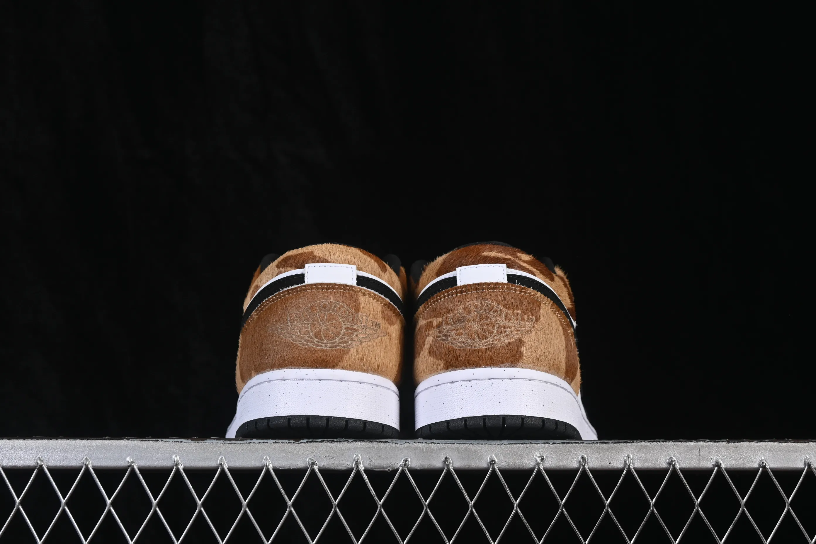 All categories Air Jordan Jordan series basketball shoes Air Jordan 1 Low Air Jordan 1 Low AJ1 Joe 1 Year of the Horse limited low-top retro culture basketball shoes IX8740-101
